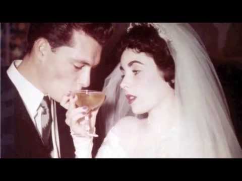 Elizabeth Taylor&#039;s Wedding Gowns