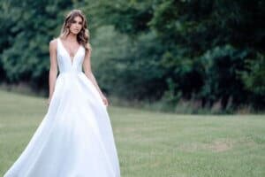 שמלת כלה אלגנטית