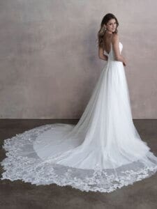 שמלת כלה נסיכותית